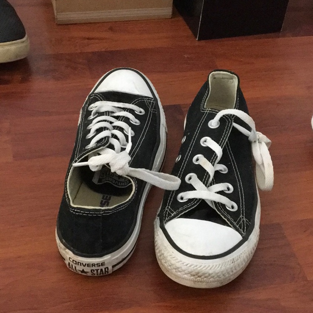 Black Converse Size 6